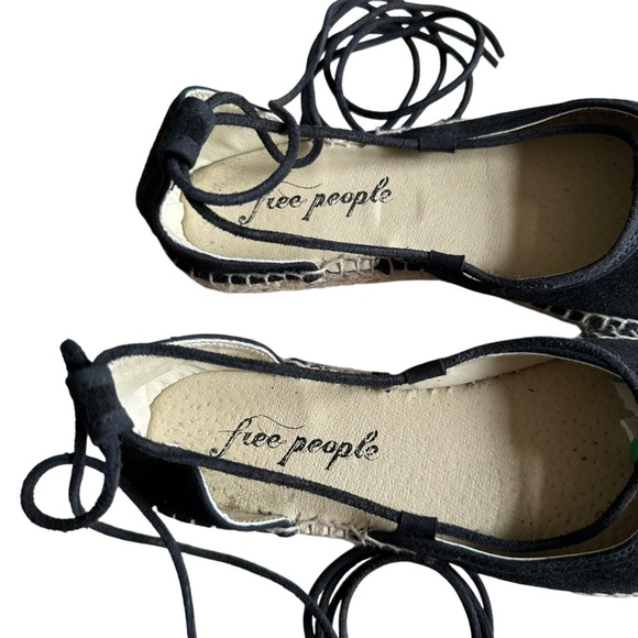 Free People Marina Lace Up Black Suede Flat Espadrilles Size 37 - Picture 9 of 9